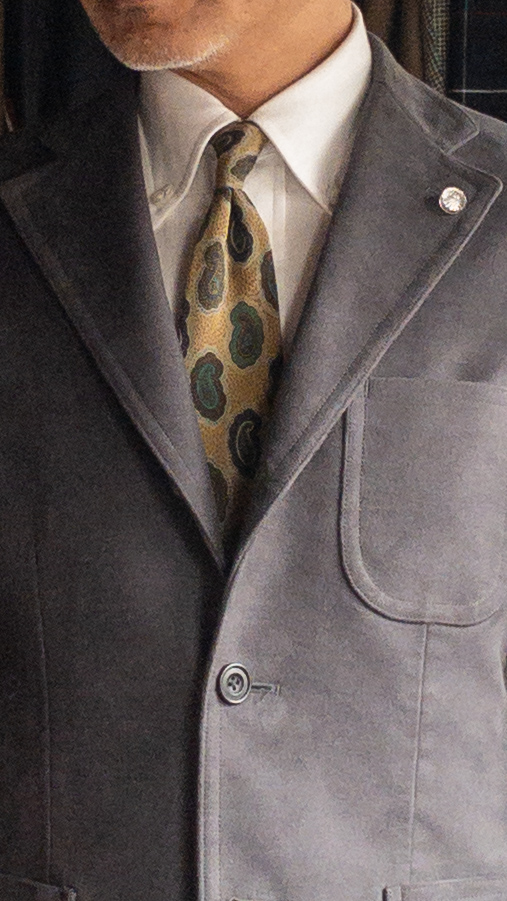 グレーモールスキンのコーディネート