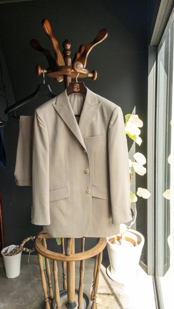 SAVILE CLIFFORD SOLARO SUIT