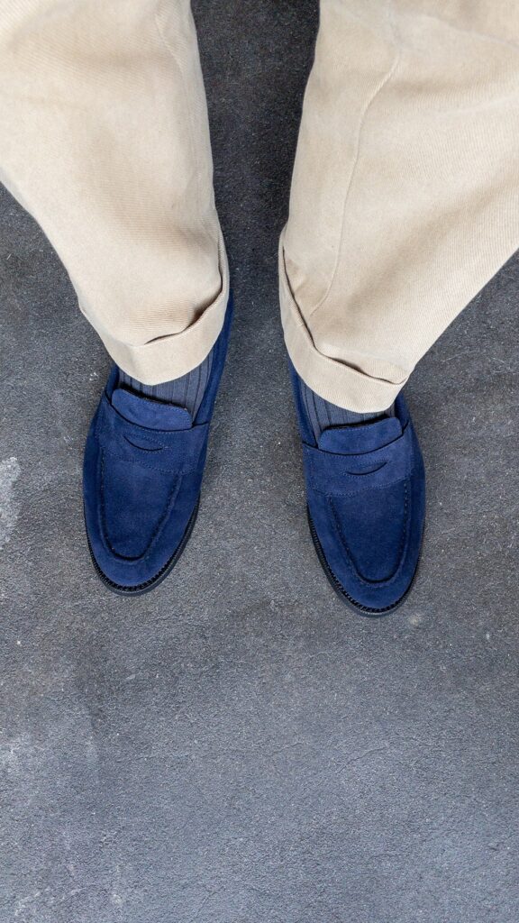 NAVY SUEDE LOAFER
