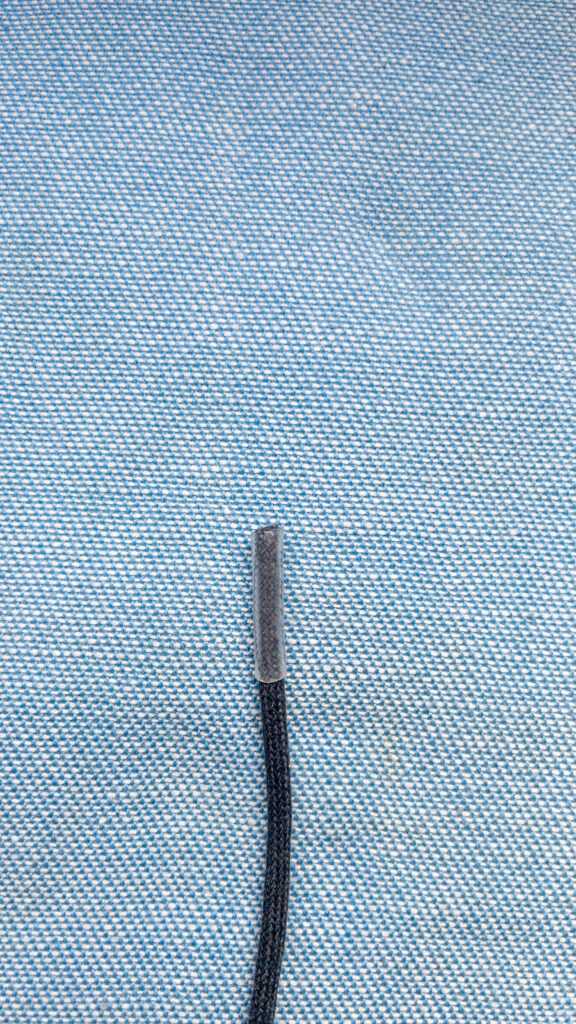 靴紐　アグレット　補修