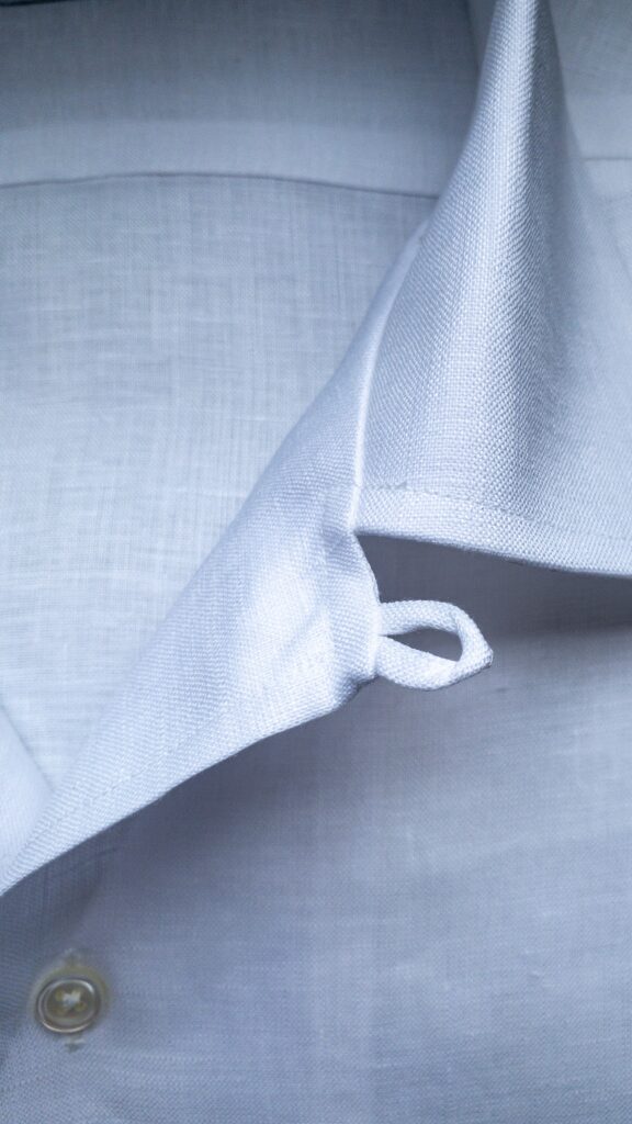 開襟シャツ ボタンナップカラー ループ付き